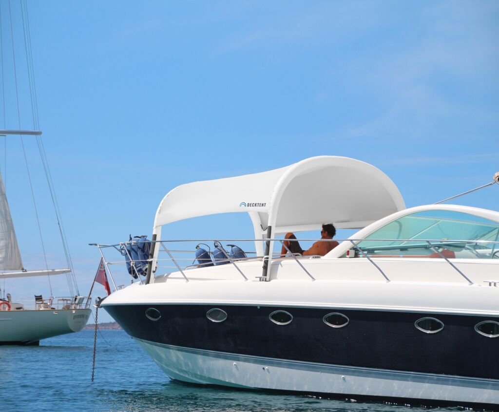 Bimini M on yacht
