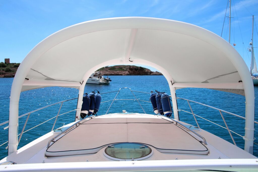 Bimini XS rear view at sea